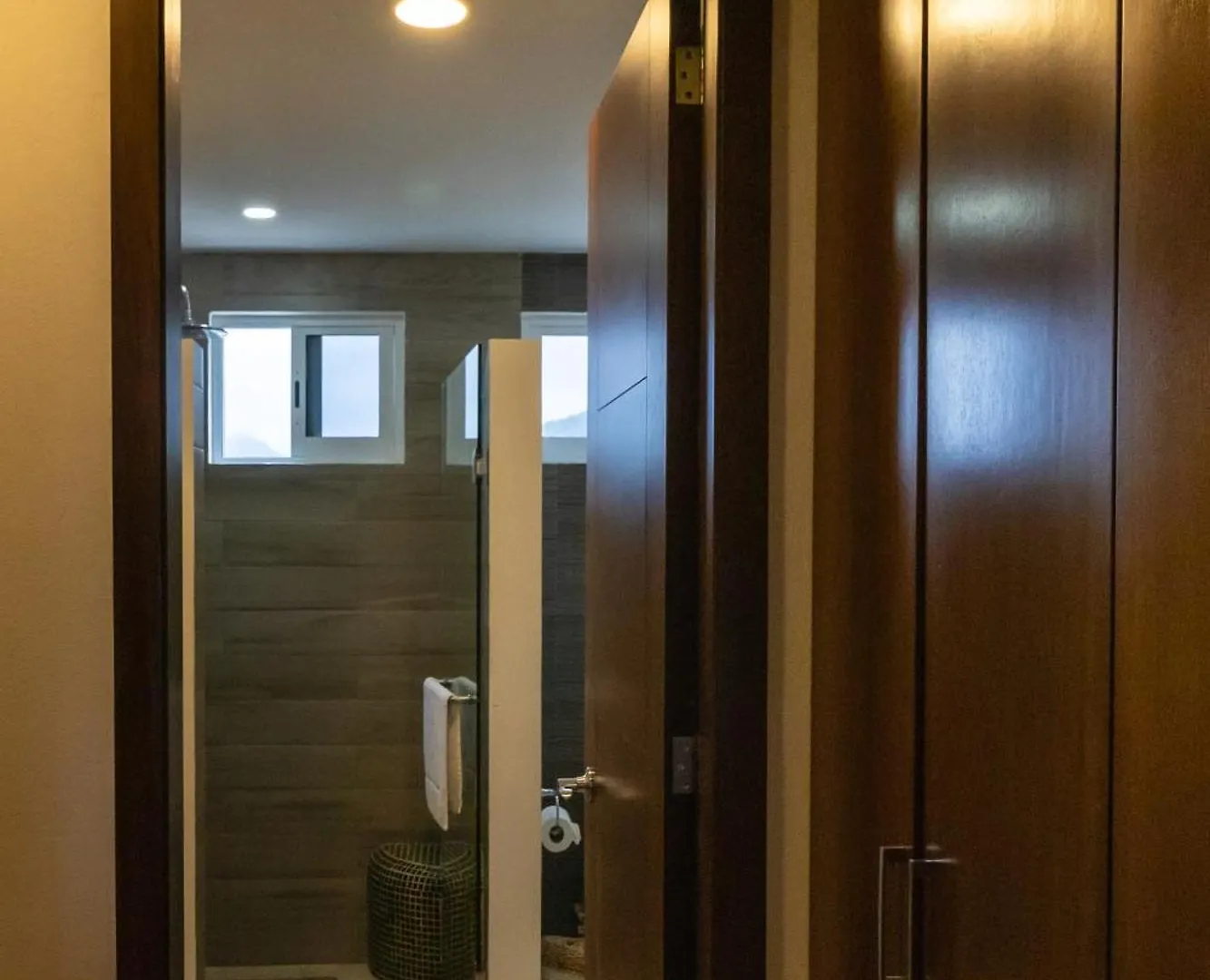 The Paramar Beachfront Boutique Hotel With Breakfast Included - Downtown Malecon Puerto Vallarta 4*,  Meksyk