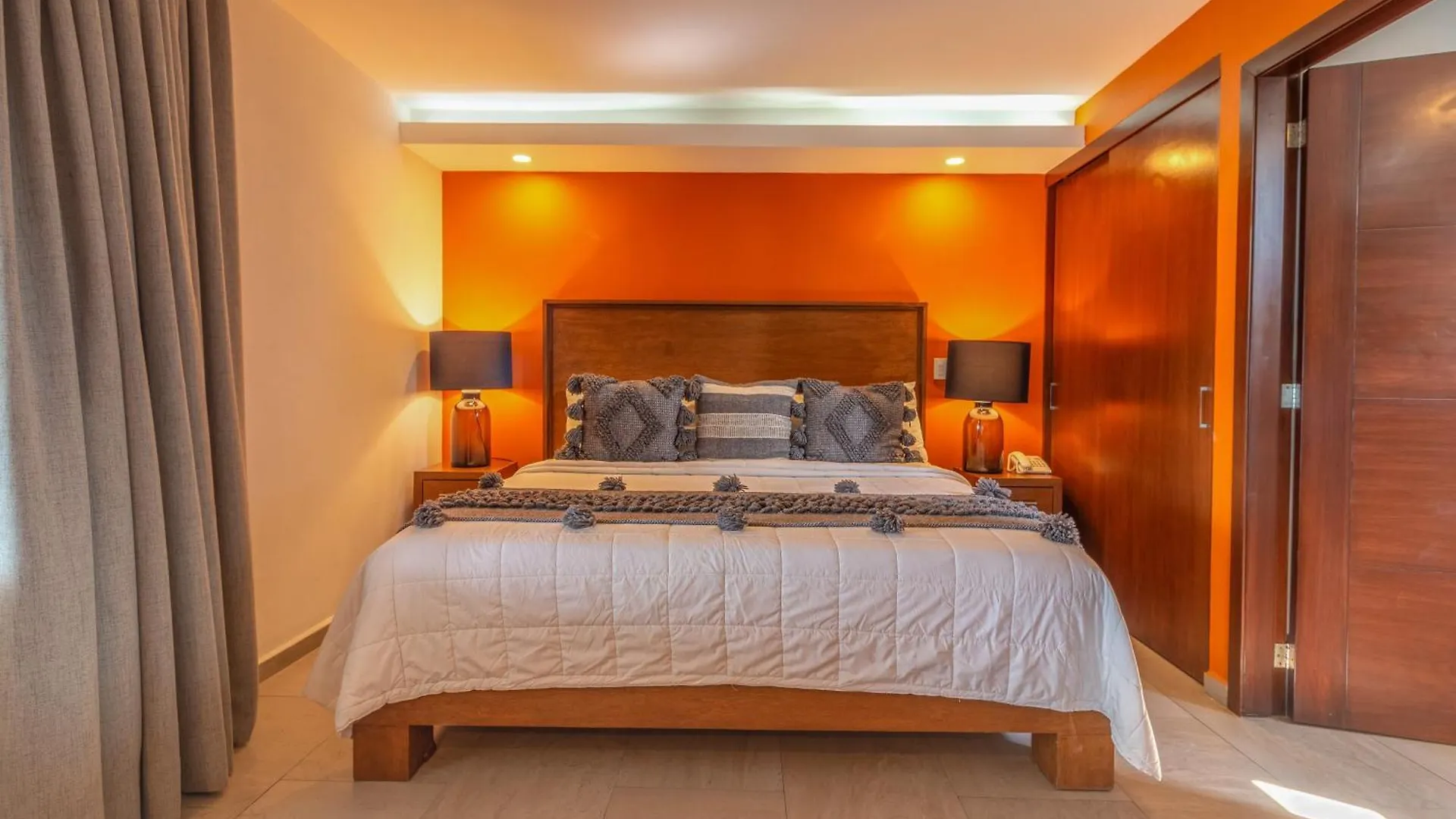 ****  The Paramar Beachfront Boutique Hotel With Breakfast Included - Downtown Malecon Puerto Vallarta Mexique