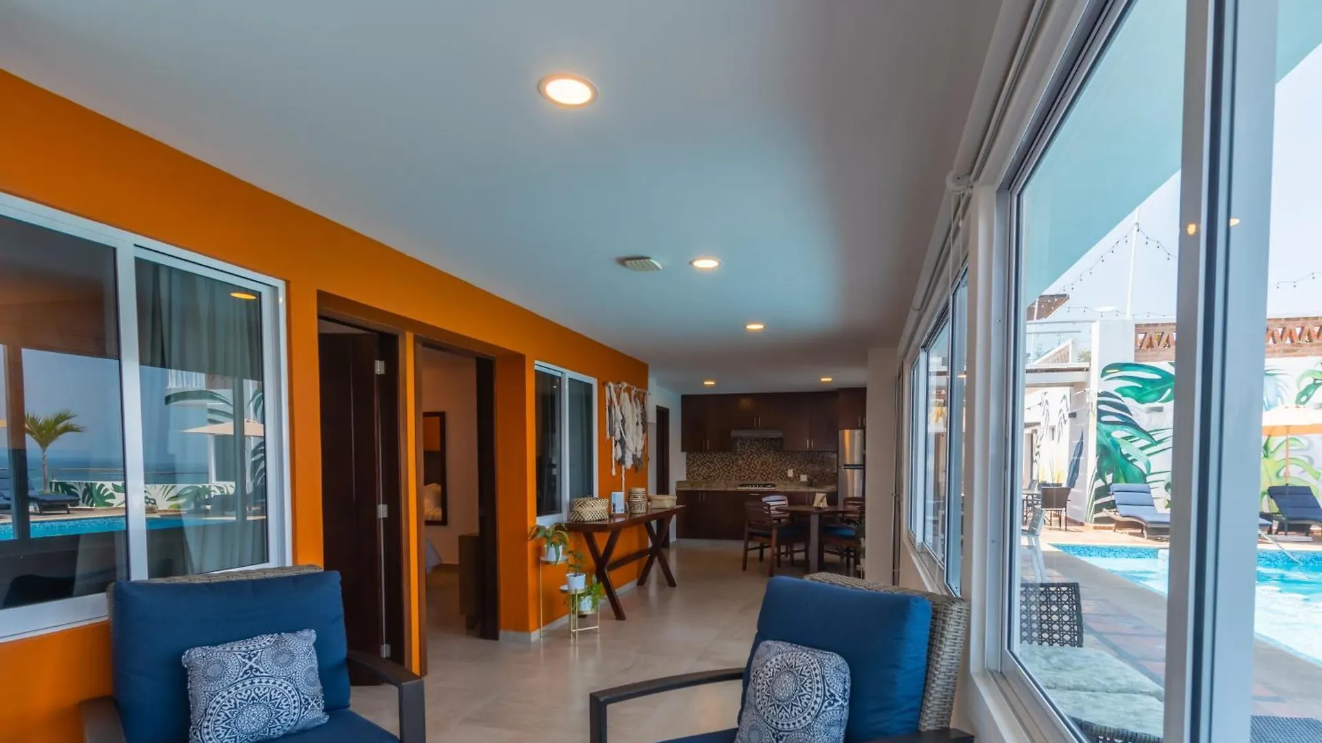 The Paramar Beachfront Boutique Hotel With Breakfast Included - Downtown Malecon Puerto Vallarta
