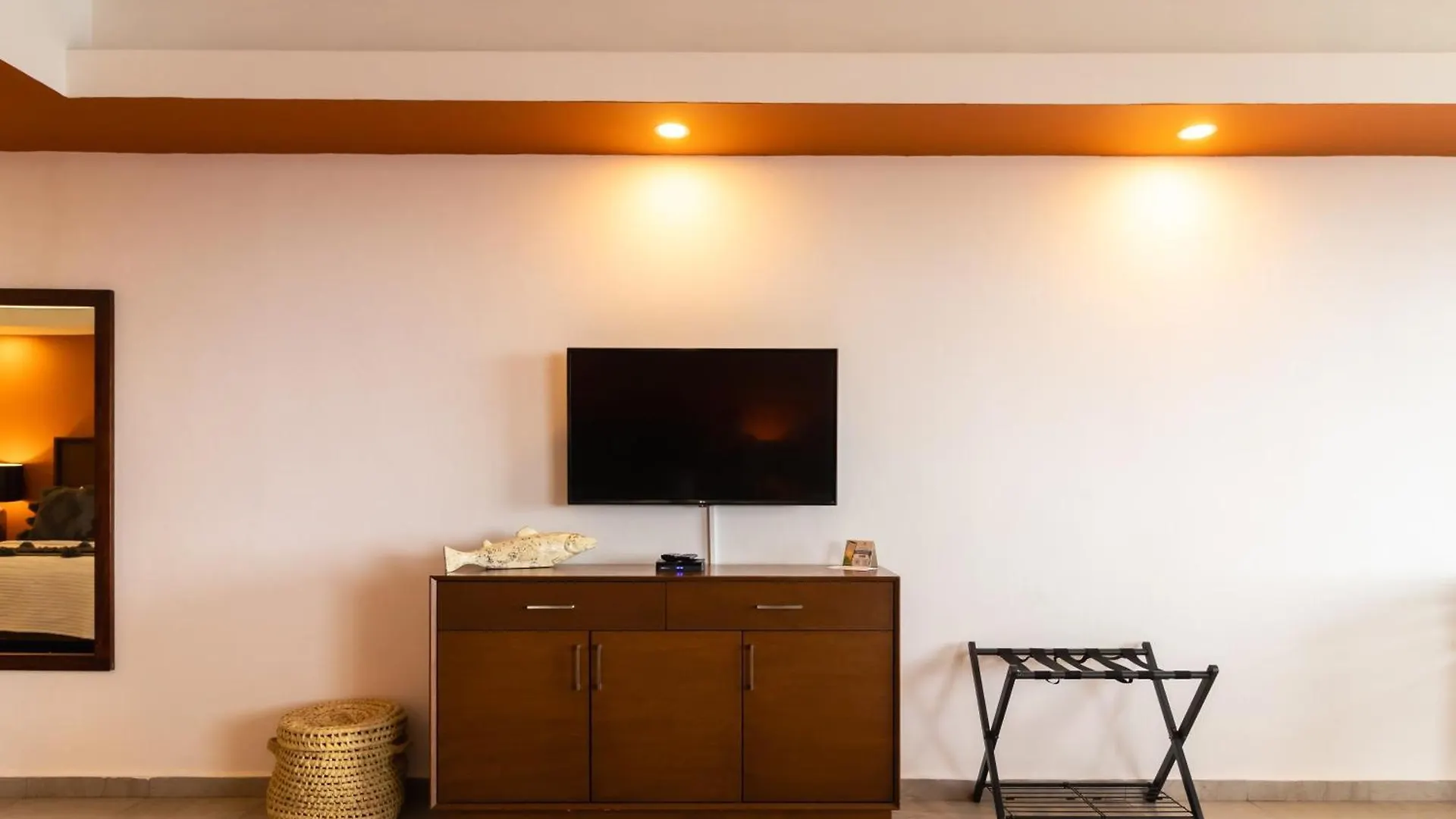 ****  The Paramar Beachfront Boutique Hotel With Breakfast Included - Downtown Malecon Puerto Vallarta Mexico
